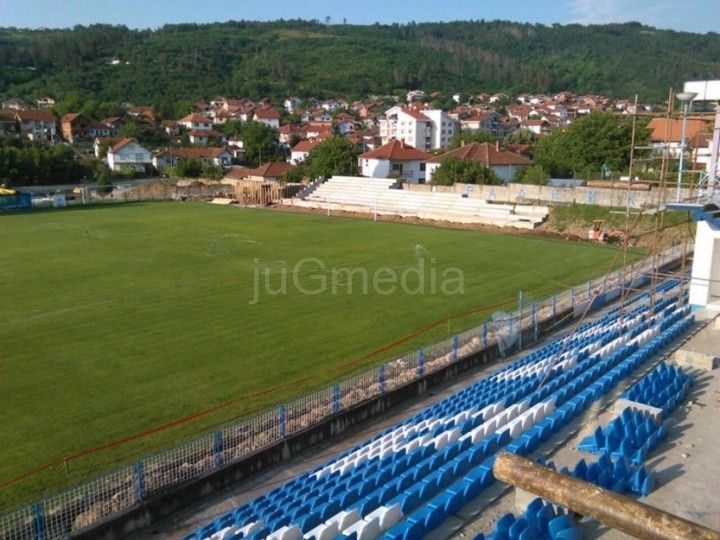 Tončev: Reflektori na stadionu do meča sa Zvezdom Tončev: Reflektori na stadionu do meča sa Zvezdom