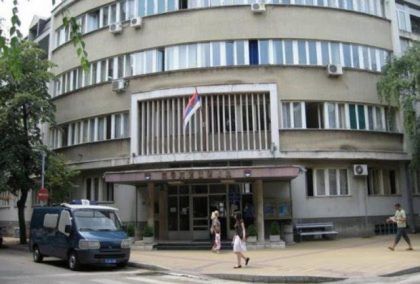 Diler droge uhapšen sa „robom“ i oružjem item-thumbnail