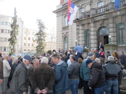 Novi protest radnika u Nišu, ništa još od obećanih plata item-thumbnail