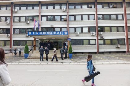 TRAGEDIJA Poginuo pešak na starom autoputu item-thumbnail