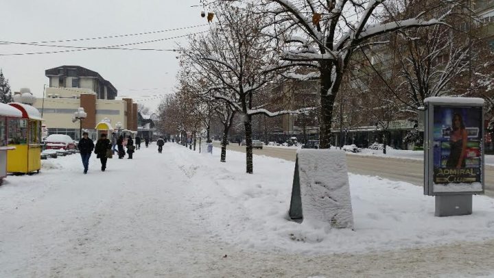 Tridesetogodišnjaci tukli svoje roditelje Tridesetogodišnjaci tukli svoje roditelje
