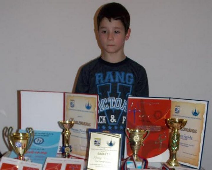 Uroš Grujić, najbolji srpski pionir gimnastičar Uroš Grujić, najbolji srpski pionir gimnastičar