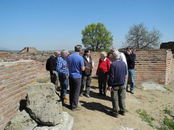 Profesori sa Kembridža i Oksforda u leskovačkom muzeju Profesori sa Kembridža i Oksforda u leskovačkom muzeju