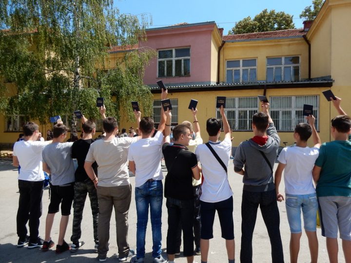 „Sumnjivo lice“ najviše namučilo osmake (REŠENJA TESTA) „Sumnjivo lice“ najviše namučilo osmake (REŠENJA TESTA)