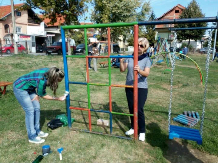 Smetlište pretvorili u dečje igrlište Smetlište pretvorili u dečje igrlište