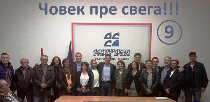 DSS: Srbi nastavili da se ponižavaju pred predsednikom Albanije DSS: Srbi nastavili da se ponižavaju pred predsednikom Albanije