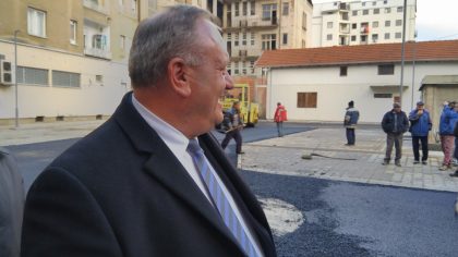 Zarad lepšeg grada BEZ PARDONA i prema najbližim saradnicima item-thumbnail