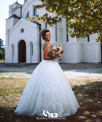 Slavica Anđelković, žena koja je zaljubljena u venčanice item-thumbnail