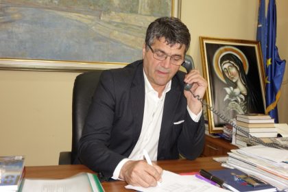 Bulatović se pojavio na poslu, ne priča o incidentu item-thumbnail