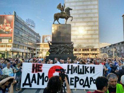 Niška opozicija poziva na zajednički protest za aerodrom item-thumbnail