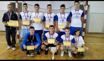 Leskovački učenici drugi na državnom prvenstu u fubdbalu, 9 ide na prvenstvo atletičara item-thumbnail