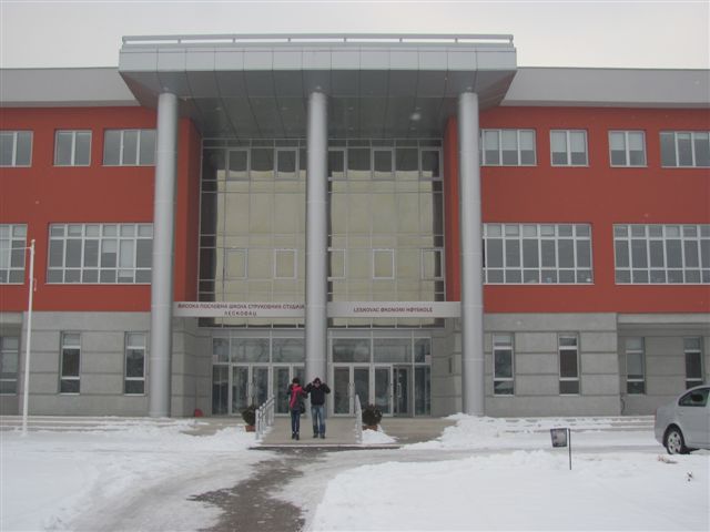Policija ponovo u Visokoj poslovnoj školi strukovnih studija u Leskovcu