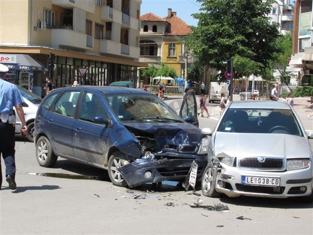 Saobraćajna nezgoda u centru grada