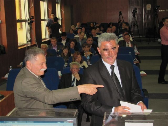 Kocić gradonačelnik, Stefanović predsednik Skupštine