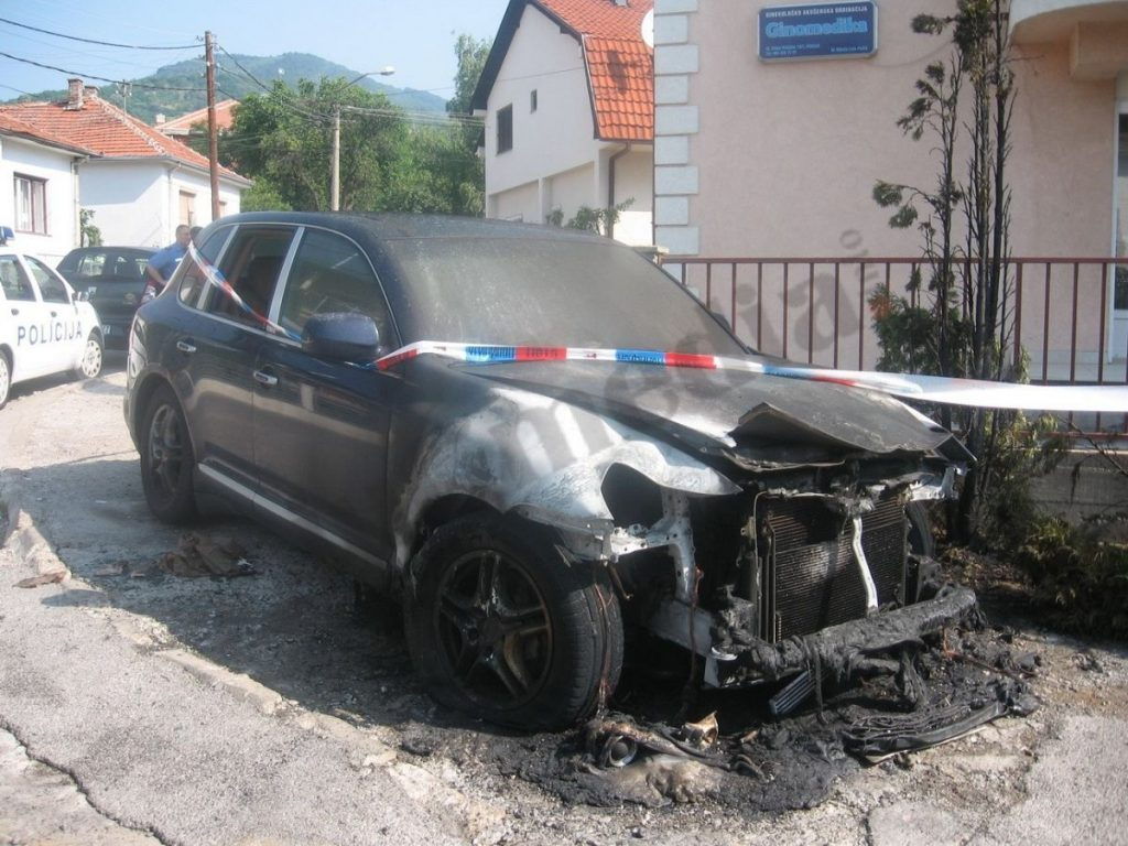 Zapaljen još jedan automobil