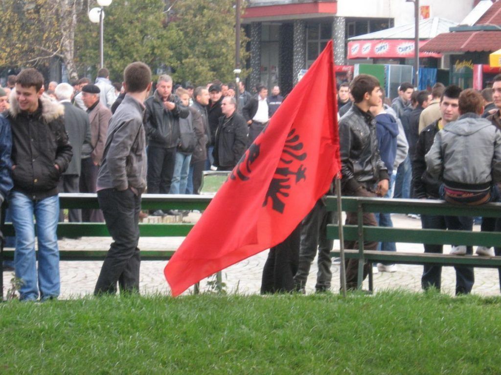 Albanci sa juga Srbije danas obeležavaju Dan zastave