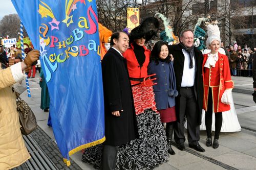 Gradonačelnik Cvetanović na maskaradi u bugarskom Perniku