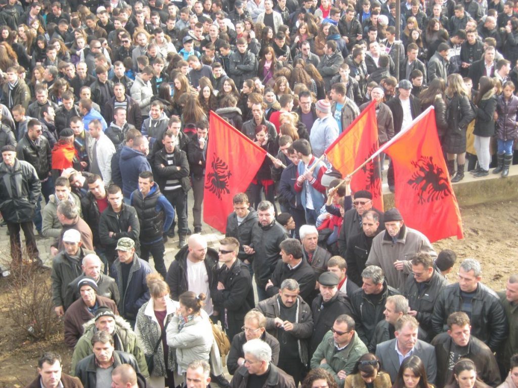 Albanci traže uklanjanje spomenika Žandarmeriji