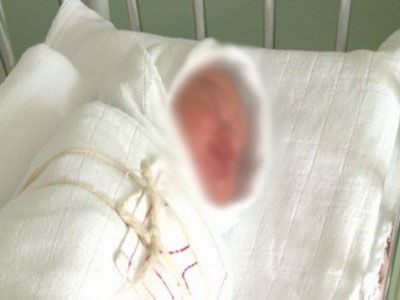 MALE BOGINJE: Novorođena beba u kritičnom stanju