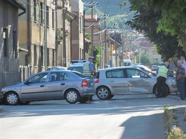 Leskovčanka povređena na raskrsnci Mlinske i Nikole Skobaljića