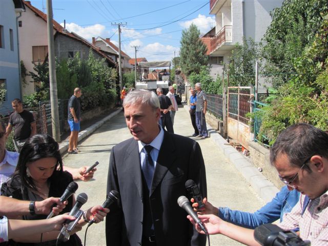 Zlatanović: Sve ulice u Leskovcu dobijaju asfalt