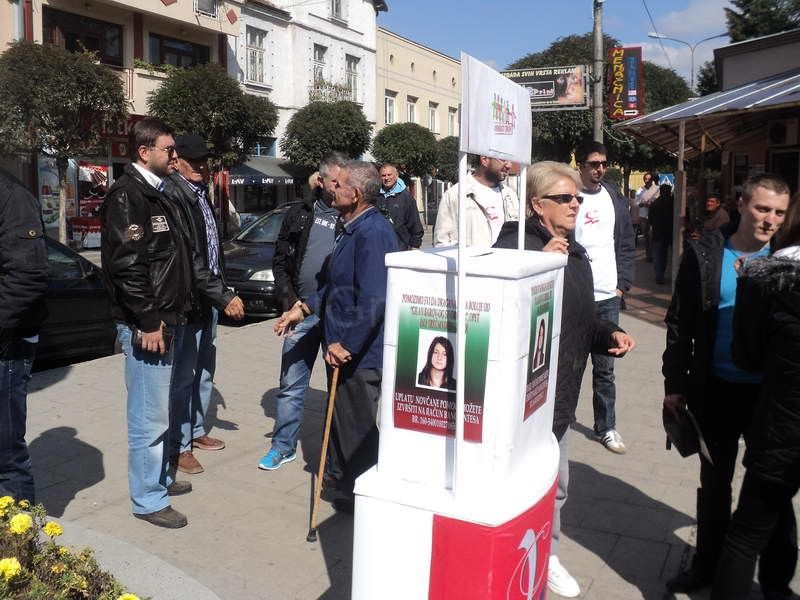 Socijalisti iz Vladičinog Hana organizovali prikupljanje pomoći za Draganu Cvetković