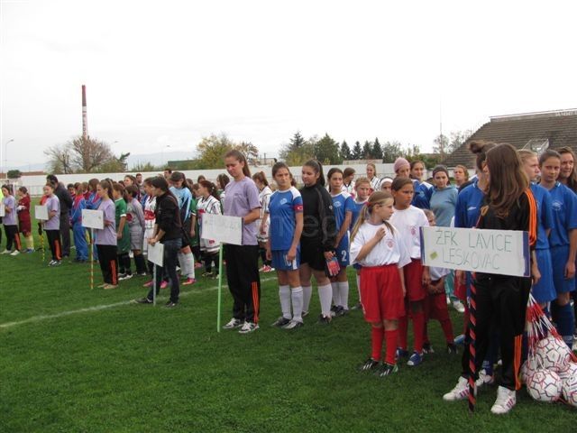 U Leskovcu počeo turnir u ženskom fudbalu