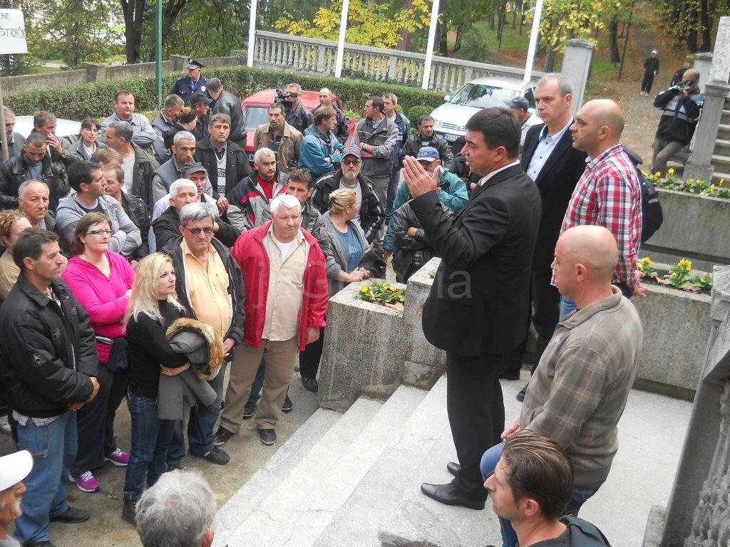 Protestna šetnja radnika „Nisala“