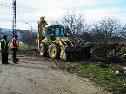 Nastavlje se čišćenje divljih deponija u Leskovcu