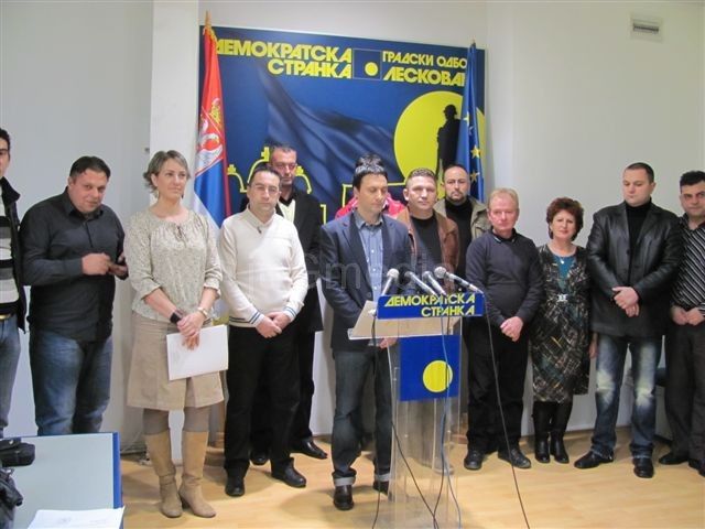 Miladinović: Pokušaj gušenja javne reči u Leskovcu