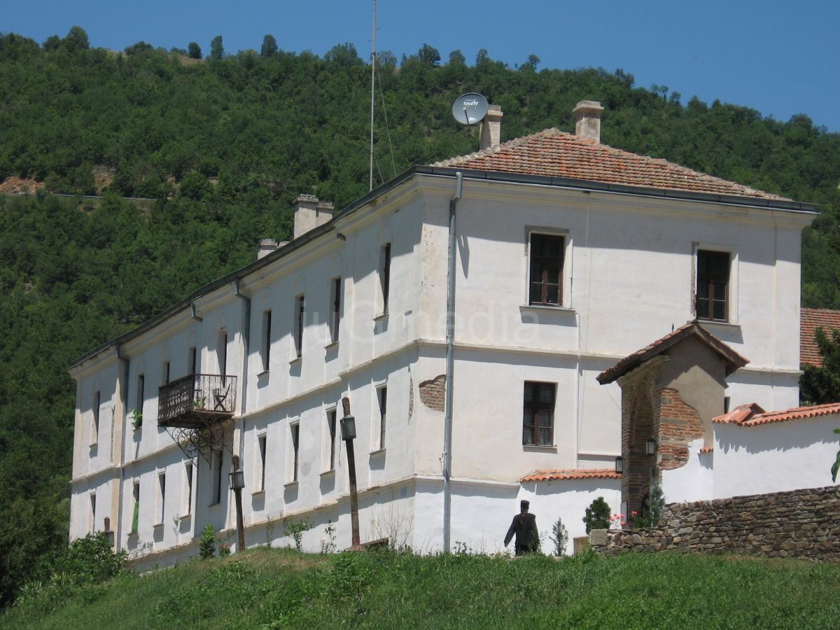 Gori konak manastira Sveti Prohor Pčinjski