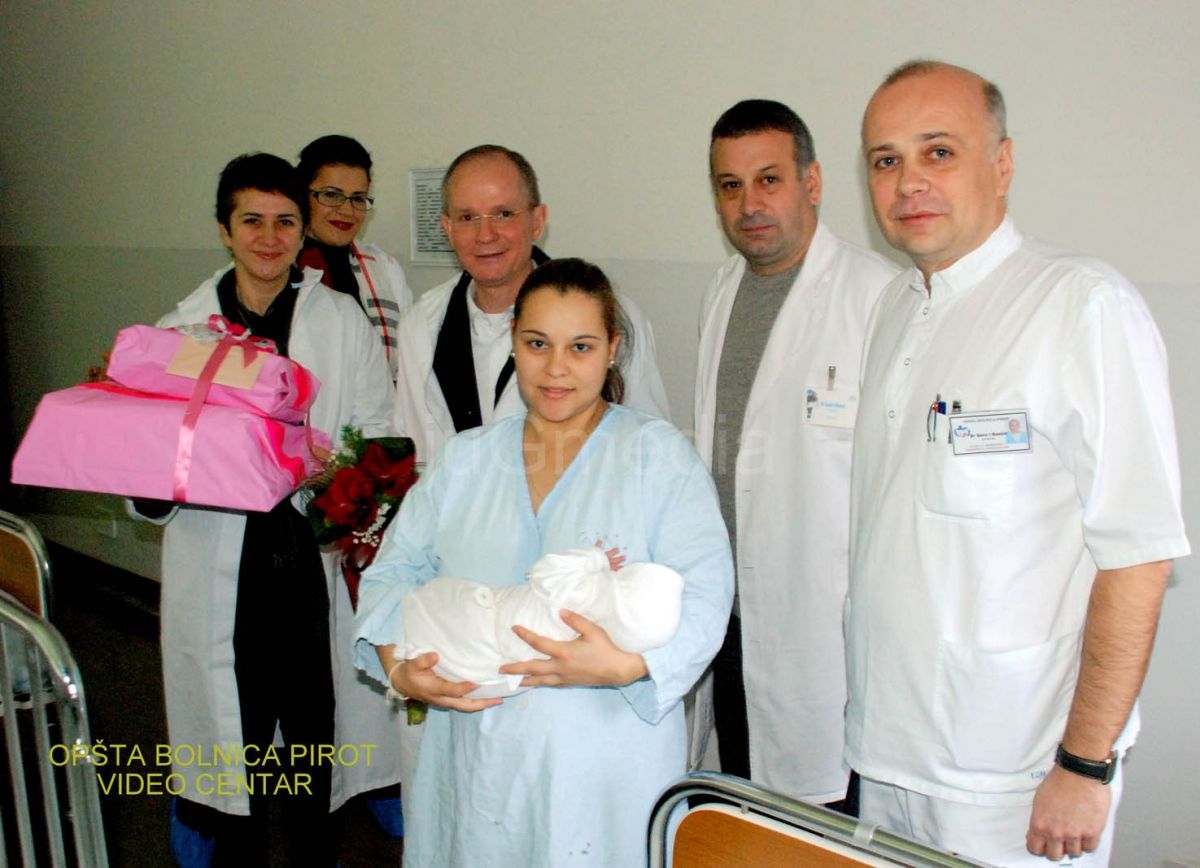 „Tigar Tajers“ darovao bebu Saru Panajotović