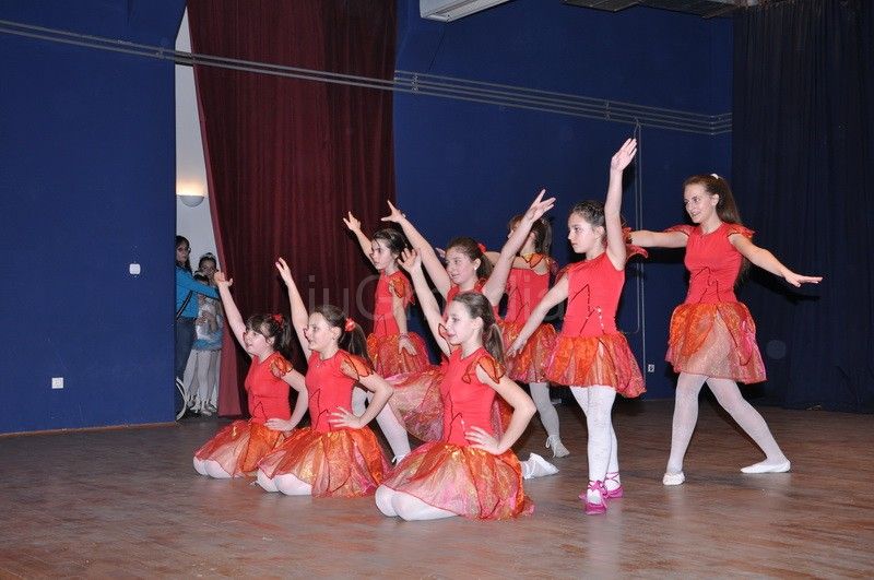 Koncert malih balerina u Vladičinom Hanu
