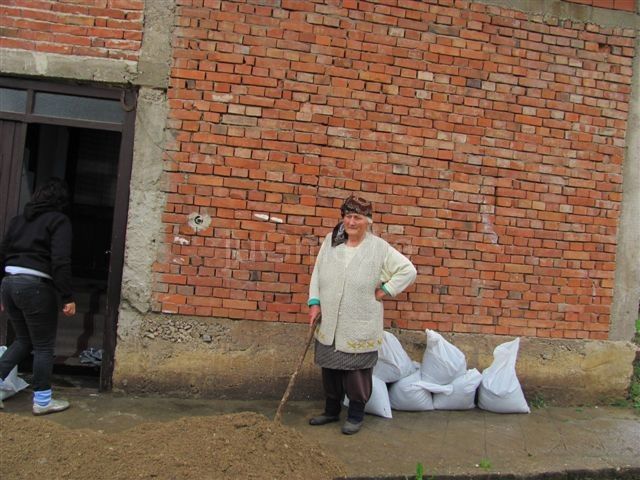Radnici „Vodovoda“ čiste Obrenovac