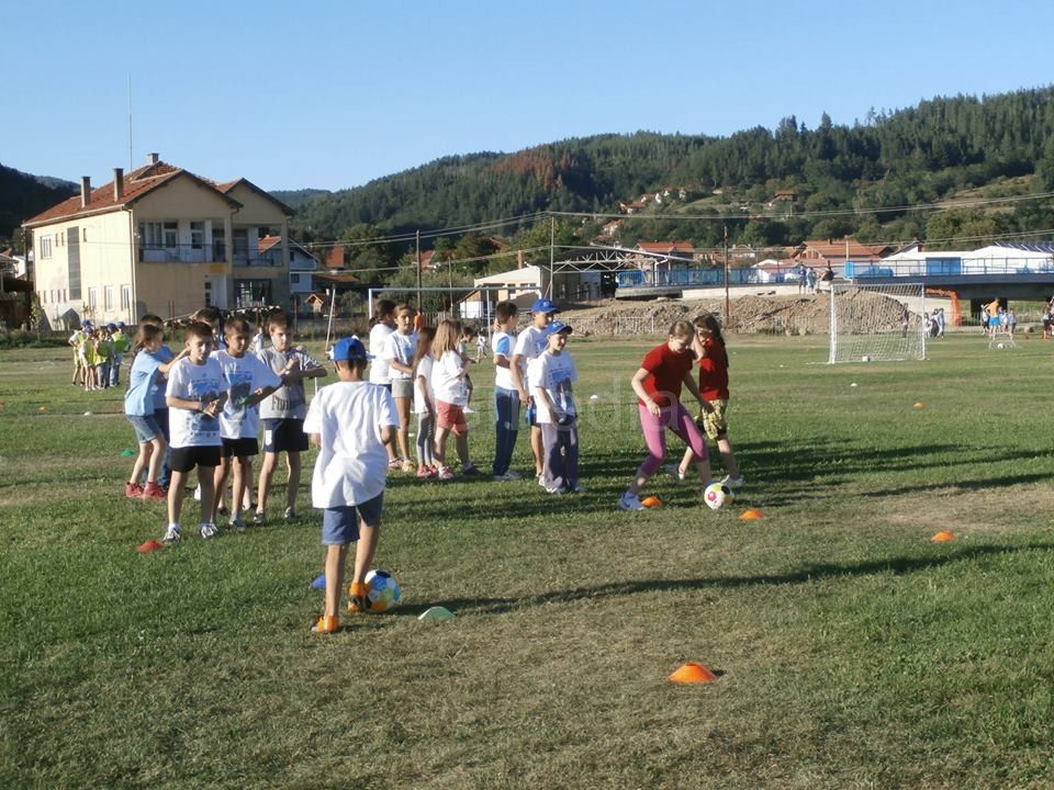 Završena zabavna škola fudbala u Bosilegradu