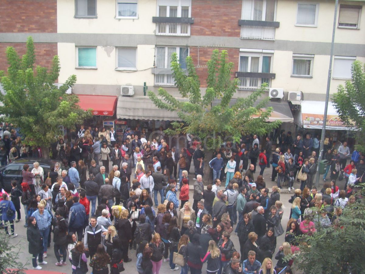 Radnici fabrike “AHA Mura Prvi maj“ i danas nastavili protest