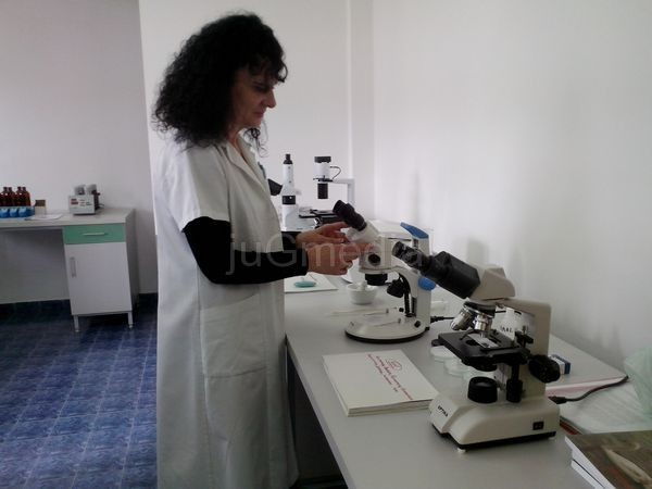 Opremljena laboratorija za otkrivanje toksičnih algi