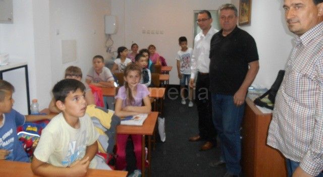 Razmena udžbenika sutra u školi „Stanimir Veljković Zele“
