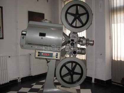digitalizovani bioskop kinoprojektor
