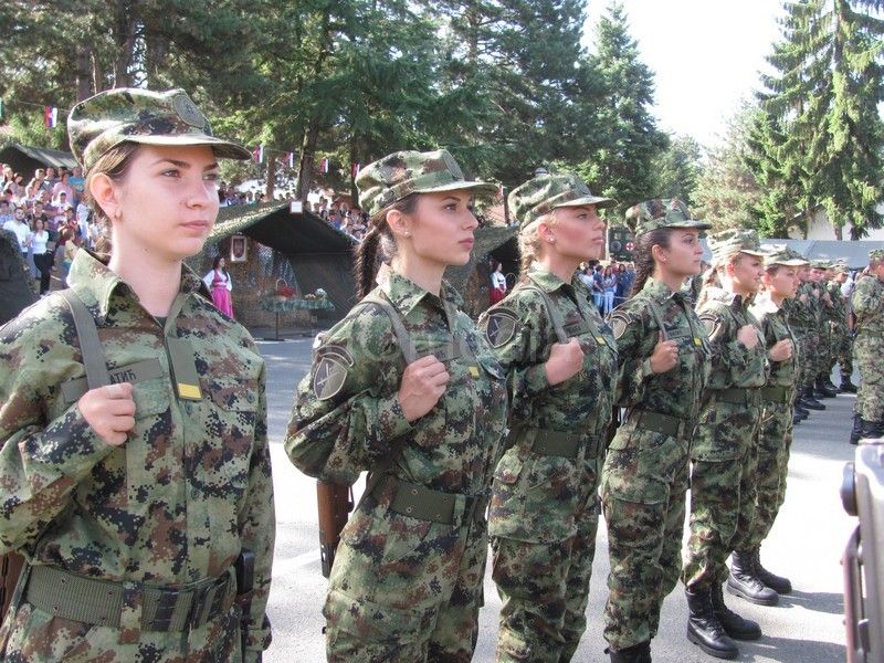 Poziv devojkama i mladićima za dobrovoljno služenje vojnog roka