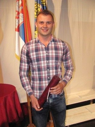 LESKOVAC01_Milan Kitanovic vlasnik dve fakultetske diplome_FOTO M Ivanovic