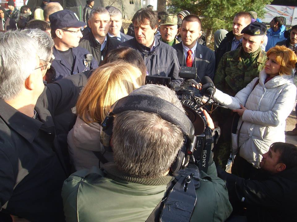 Ministar odbrane obišao privremeni Prihvatni centar za migrante