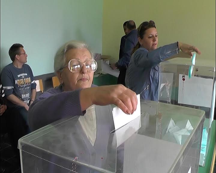 U Vranju do 19 časova glasalo 64,8 posto birača