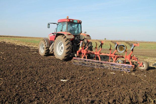 Poljoprivrednici, proverite kvalitet svog zemljišta – smanjite kiselost