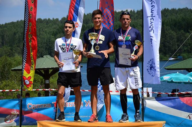 Novosađanin Milan Tomin prvak Srbije triatlona na Vlasini