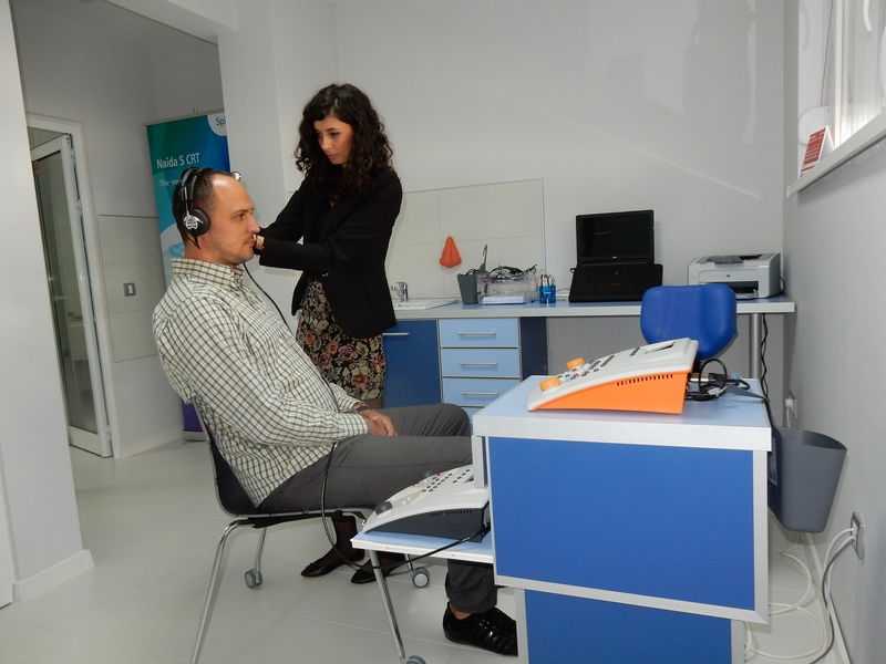 U Leskovcu otvoren Centar za korekciju sluha „Sani Optik“