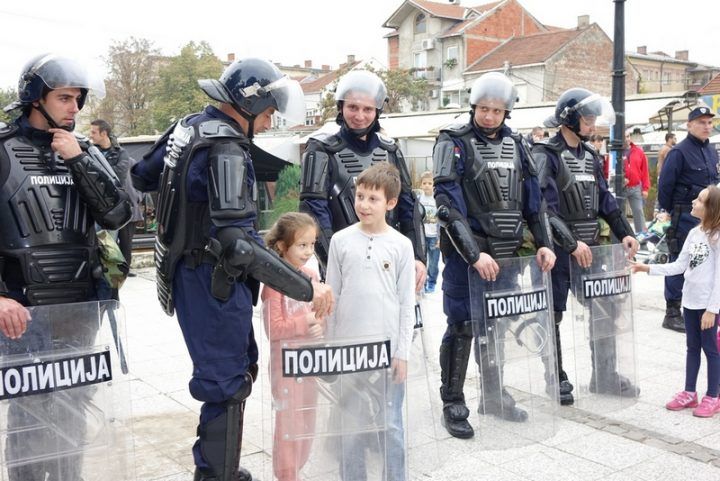 policija_defile_1