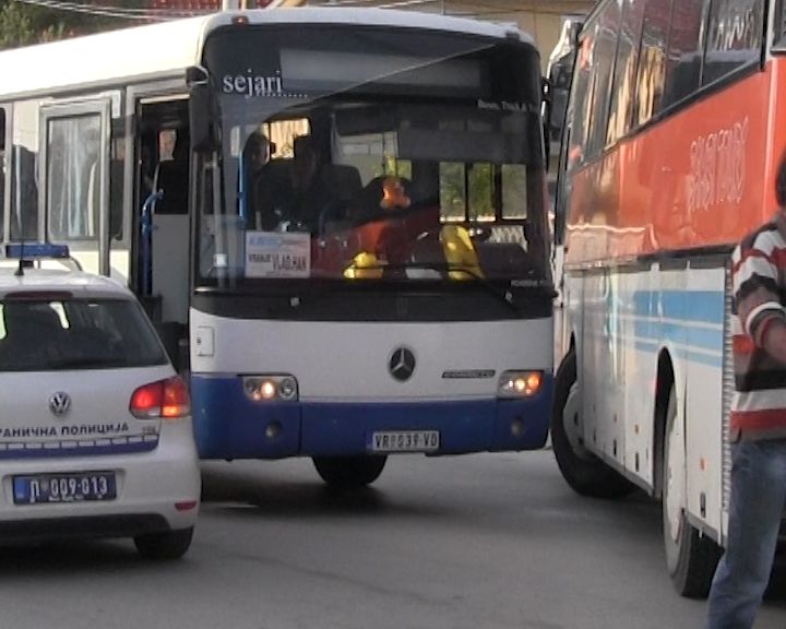 Sudar dva autobusa na regionalnom putu