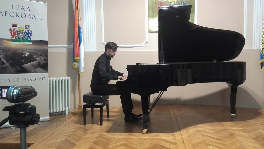 Leskovački pijanista Vladimir Milošević sa klavirskim triom „Corda“ na zatvaranju LEDAMUS-a