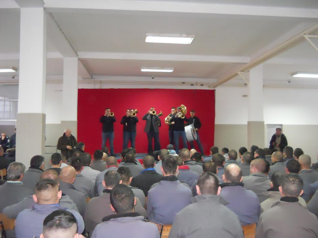 U niškom zatvoru održan koncert orkestra Dejana Jevdjića